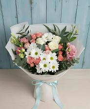 Букет цветов из:  Розы, Лизиантусы и Хризантемы в Шиханах
