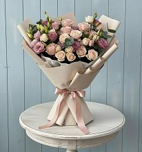 Букет цветов из:  Розы и Лизиантусы #REPLACE_PRED# Шиханах