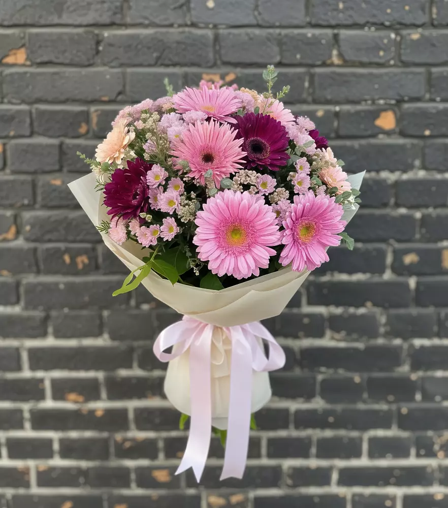 Букет цветов из: Герберы и Хризантемы в Шиханах