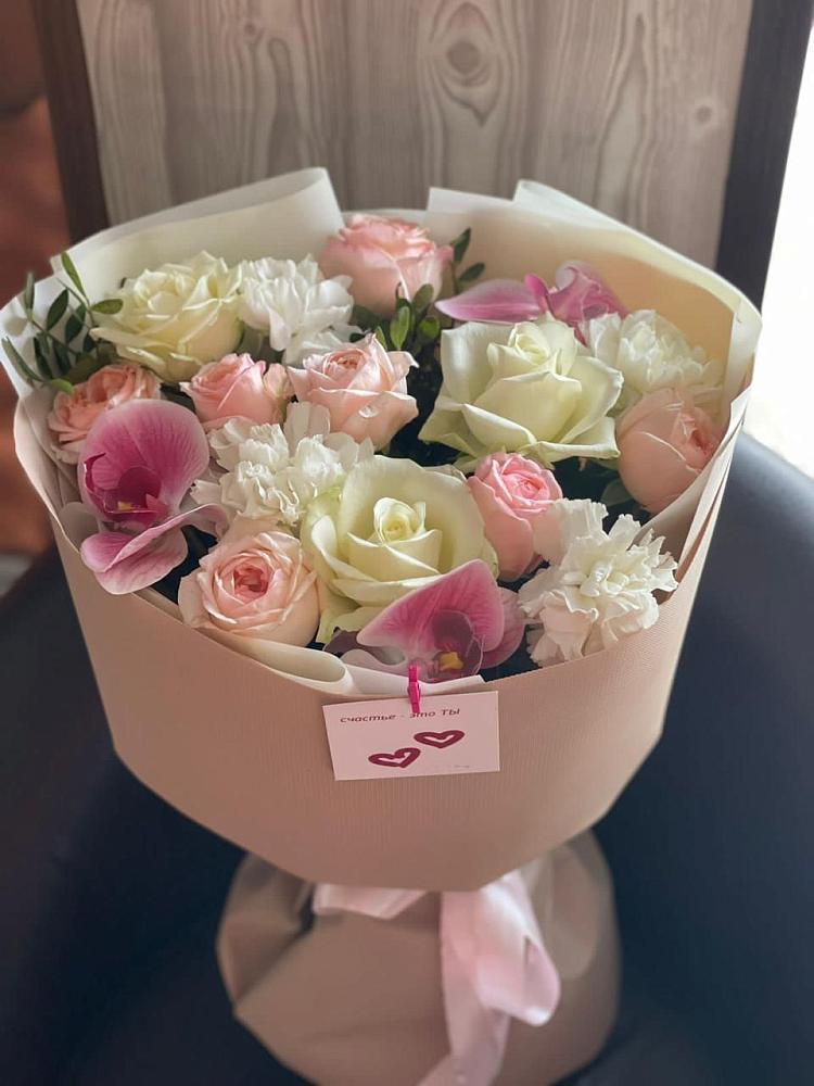 Букет цветов из: Орхидеи, Розы и Гвоздики в Шиханах