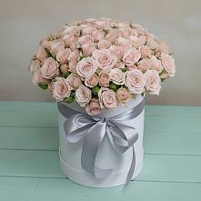 Цветочная композиция из Розы в шляпной коробке в Шиханах