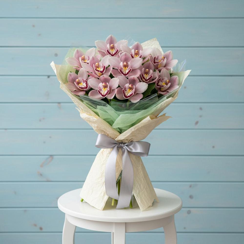 Букет цветов из: Орхидеи и Розы в Шиханах