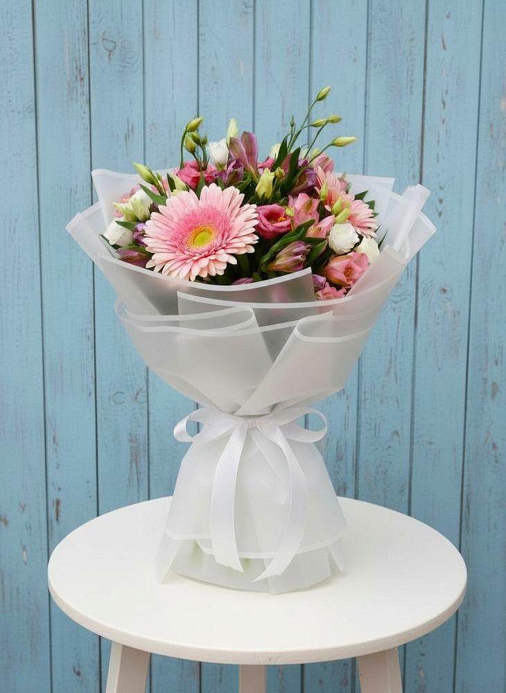 Букет цветов из: Герберы, Альстромерии и Лизиантусы в Шиханах