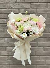Букет цветов из:  Гвоздики, Розы, Лизиантусы и Хризантемы #REPLACE_PRED# Шиханах