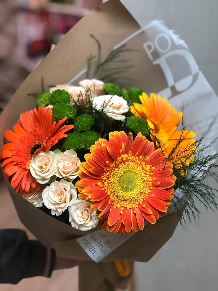 Букет цветов из: Герберы, Хризантемы и Розы в Шиханах
